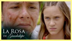 Mario es rechazado por la chica que ama a causa de su cara.